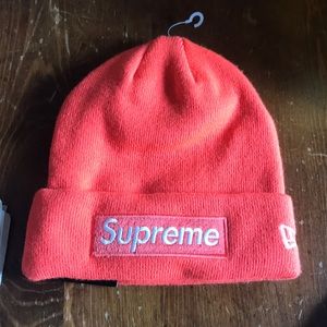 Supreme box logo beanie